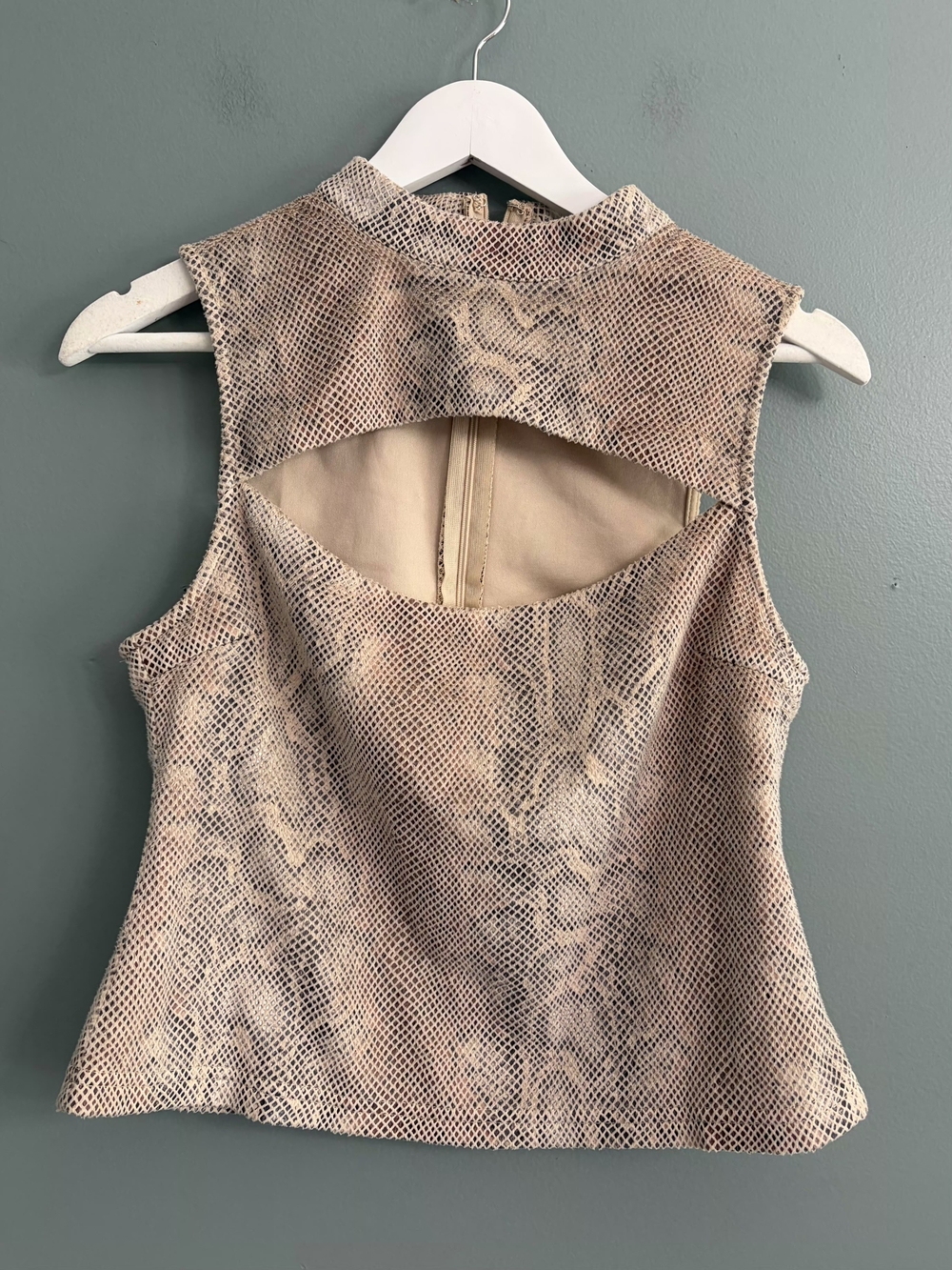 Lumiere Snakeskin Print Cutout Mock Neck Sleeveless Tank Top Small